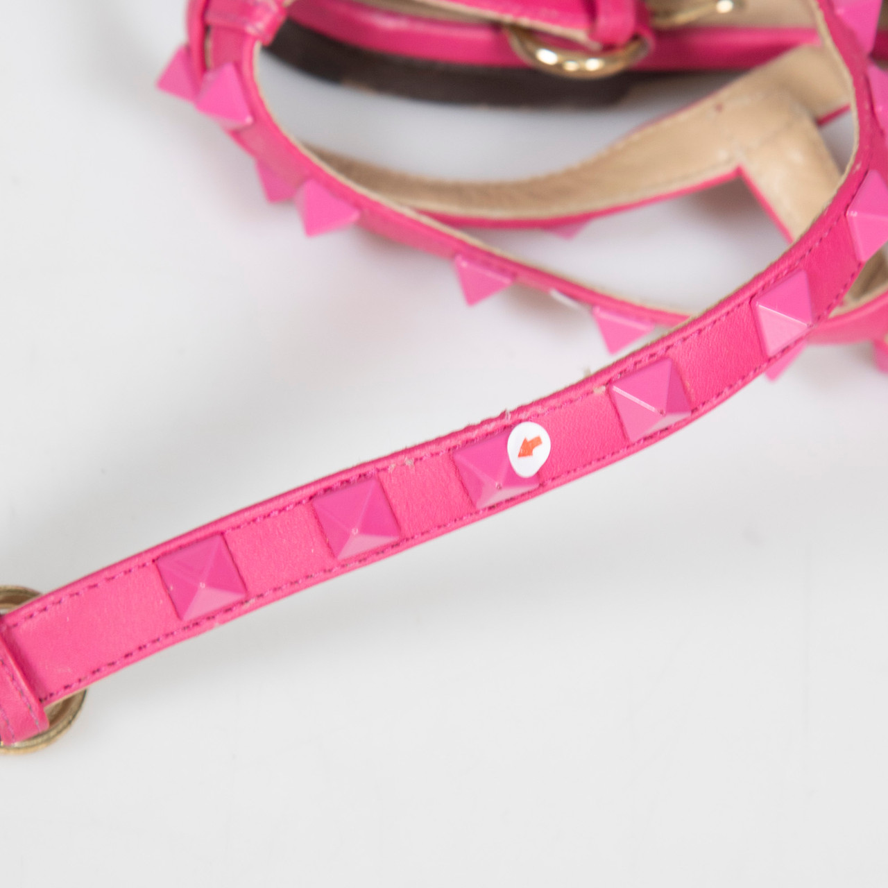 Valentino Garavani Pink Leather Stud Thong Sandals