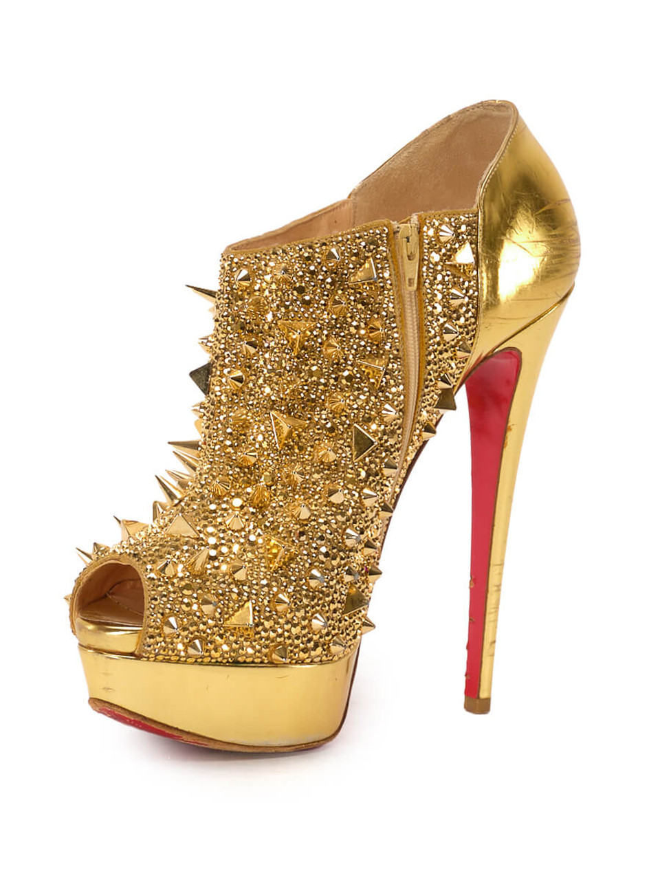 Christian Louboutin heart studded heels | Studded heels, Christian louboutin,  Louboutin