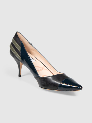 Lucy Choi Black Patent Pointed Toe Buckle Detail Pumps Lucy Choi Black Patent Pointed Toe Buckle Detail Pumps