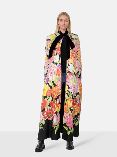 Gucci Floral Silk Long Cape Gucci Floral Silk Long Cape