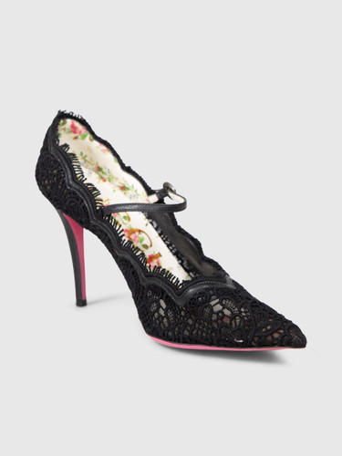 Gucci Black Lace Pointed Toe Heels Gucci Black Lace Pointed Toe Heels