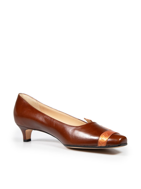 Manolo Blahnik Brown Leather Court Pumps