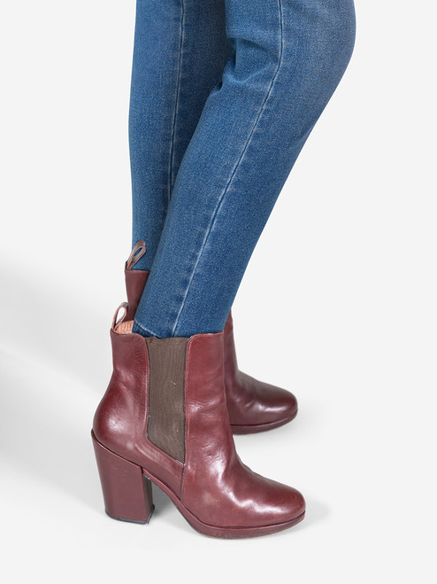 Clergerie Burgundy Leather Heeled Chelsea Boots