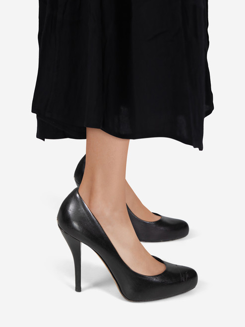 Dior Black Leather Logo Hardware Pumps