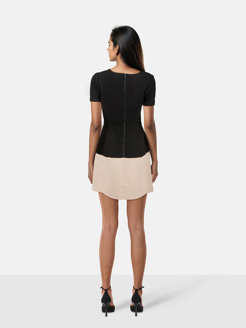 BCBG Max Azria Black & Beige Short Sleeve Dress