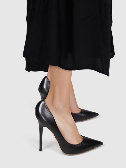Jimmy Choo Black Leather Pointed Toe Romy Heels Jimmy Choo Black Leather Pointed Toe Romy Heels