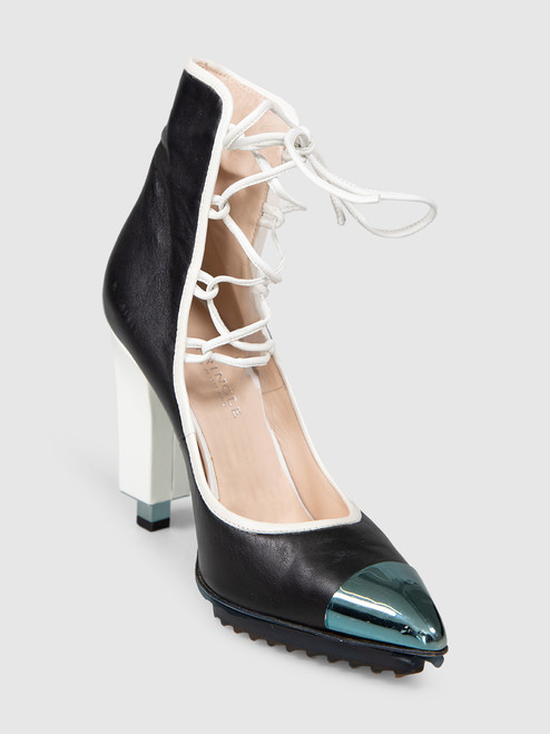 Pringle of Scotland Leather Lace Up Heels Pringle of Scotland Leather Lace Up Heels