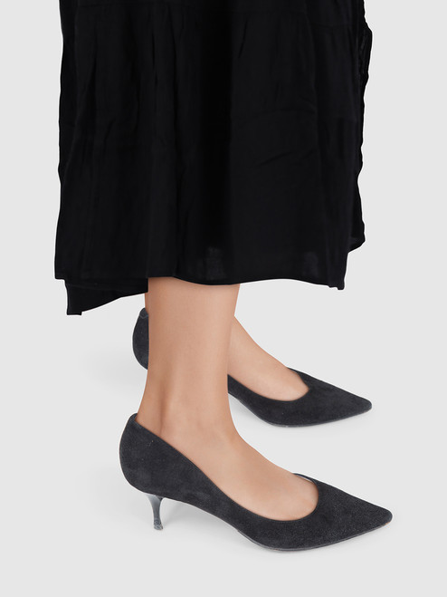 Jimmy Choo Black Suede Low Heel Pumps Jimmy Choo Black Suede Low Heel Pumps