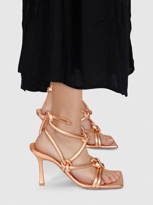 Bottega Veneta Rose Gold Leather Knot Detail Sandals Bottega Veneta Rose Gold Leather Knot Detail Sandals