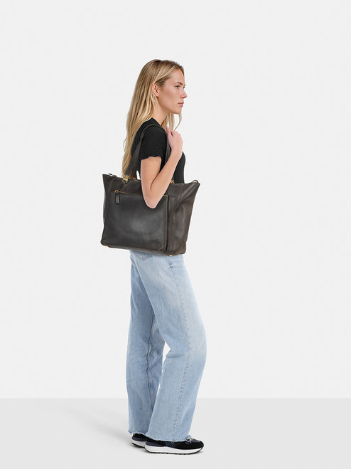 Marni Black Leather Zipped Tote Bag Marni Black Leather Zipped Tote Bag