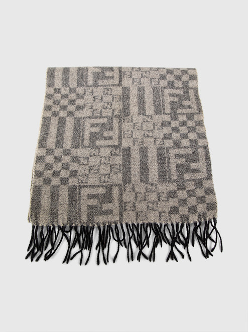 Fendi Grey Wool Zucca FF Fringed Scarf Fendi Grey Wool Zucca FF Fringed Scarf