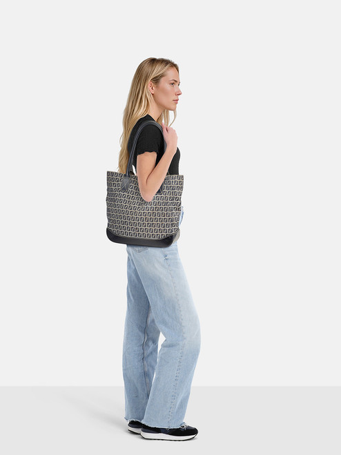 Fendi Navy Zucca Canvas Tote Bag Fendi Navy Zucca Canvas Tote Bag