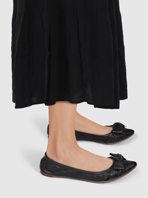 Miu Miu Black Leather Bow Pointed Ballet Flats Miu Miu Black Leather Bow Pointed Ballet Flats