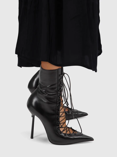 Le Silla Black Leather Lace Up Colette Boots