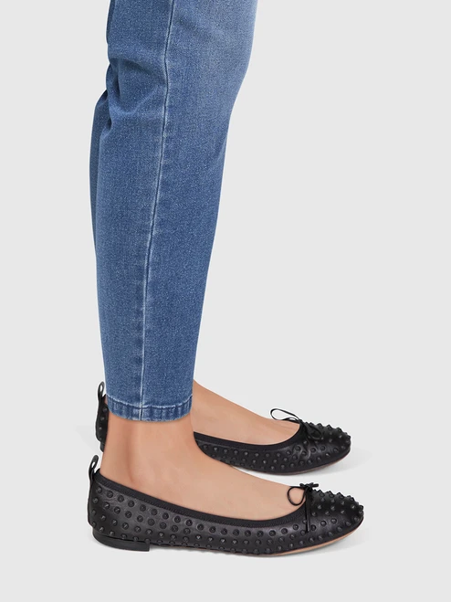 Gucci Black Leather Studded Flats
