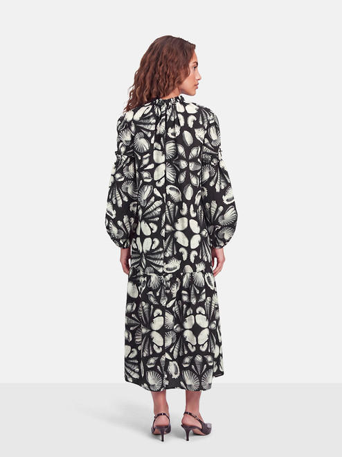 Alexander McQueen Seashell Silk High Low Hem Blouse Alexander McQueen Seashell Silk High Low Hem Blouse