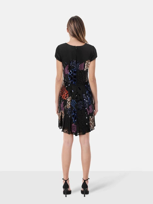 Oscar de la Renta Spring RTW 2010 Embellished Dress