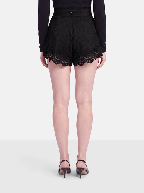 Zimmermann Black Linen Floral Broderie Shorts Zimmermann Black Linen Floral Broderie Shorts