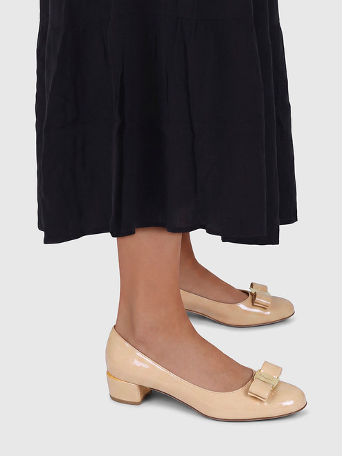 Salvatore Ferragamo Beige Patent Leather Vara Pumps