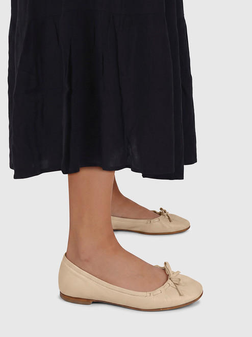 Jil Sander Beige Leather Bow Ballet Flats