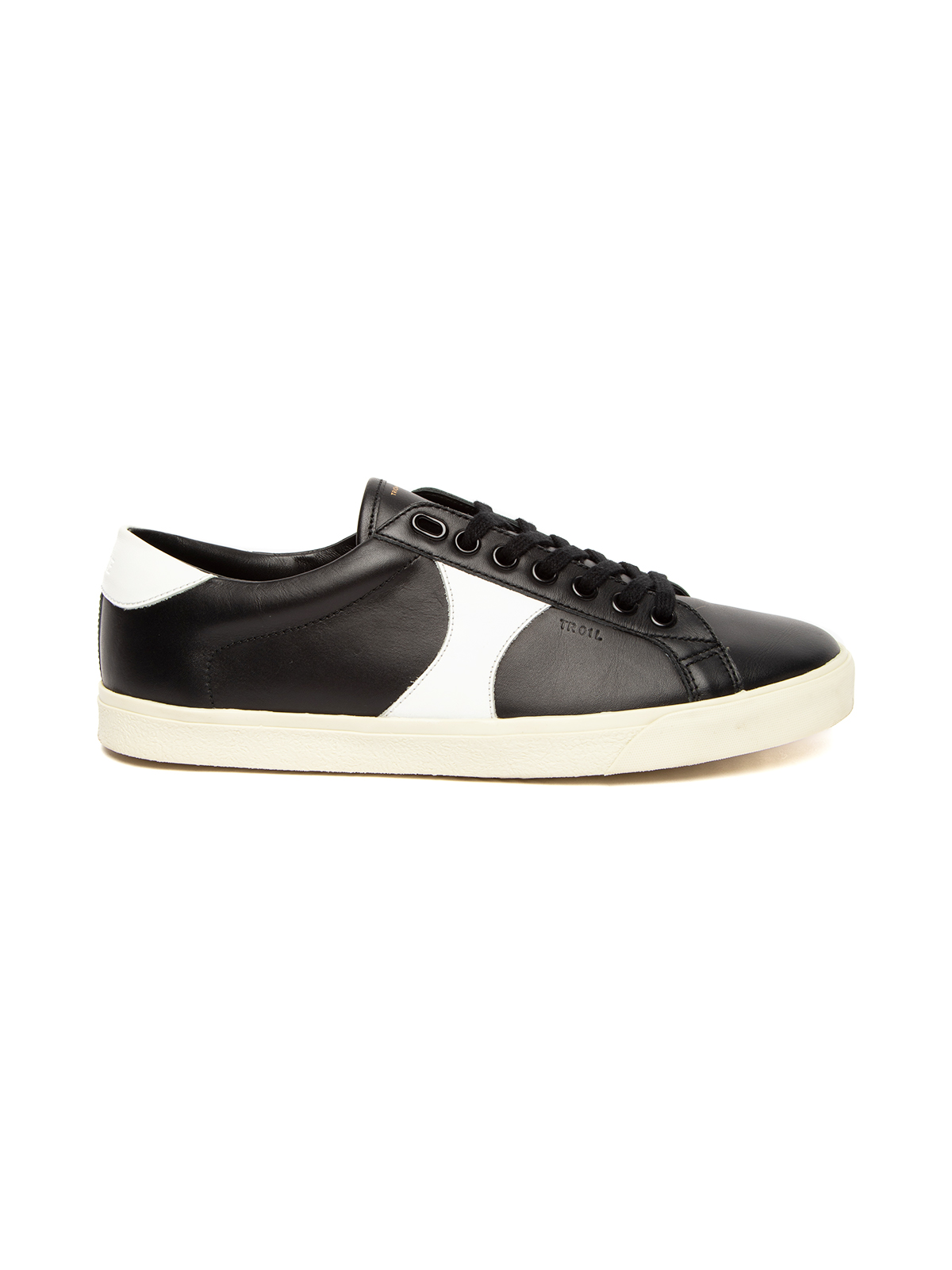 Céline Triomphe Low Top Leather Triainers