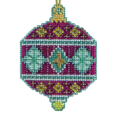  Holly Beaded Counted Cross Stitch Ornament Kit MH164303 Mill  Hill Christmas Jewels 2014 : Arts, Crafts & Sewing