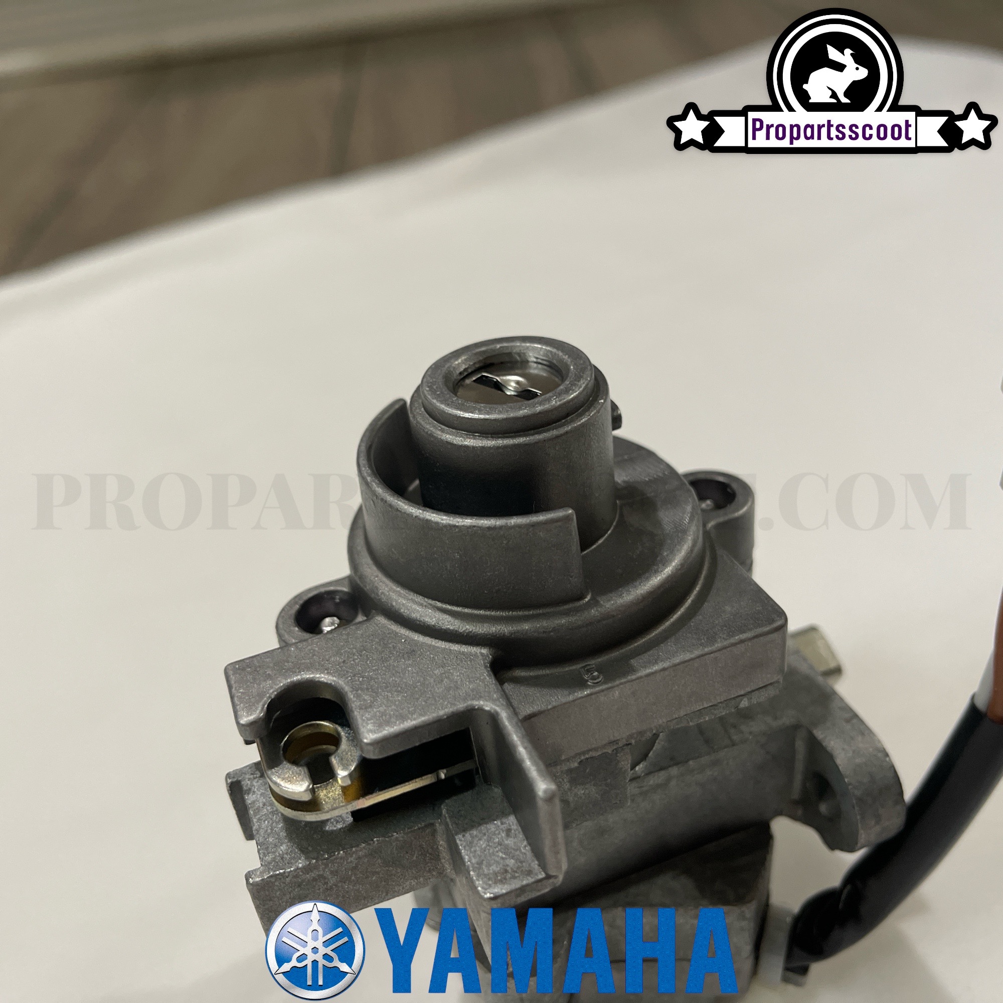 Ignition Switch Key for Yamaha Bws/Zuma 20022011