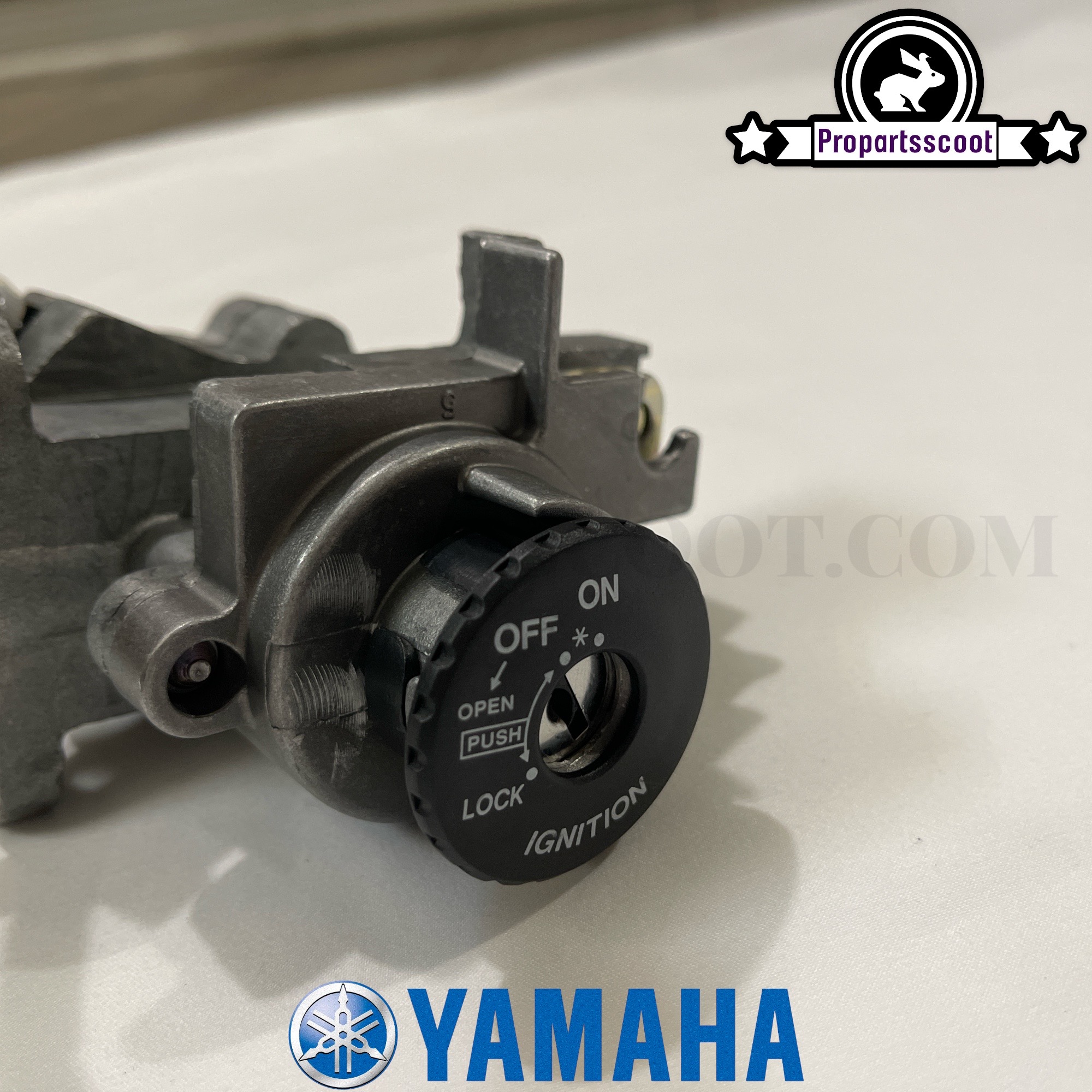Ignition Switch Key for Yamaha Bws/Zuma 20022011