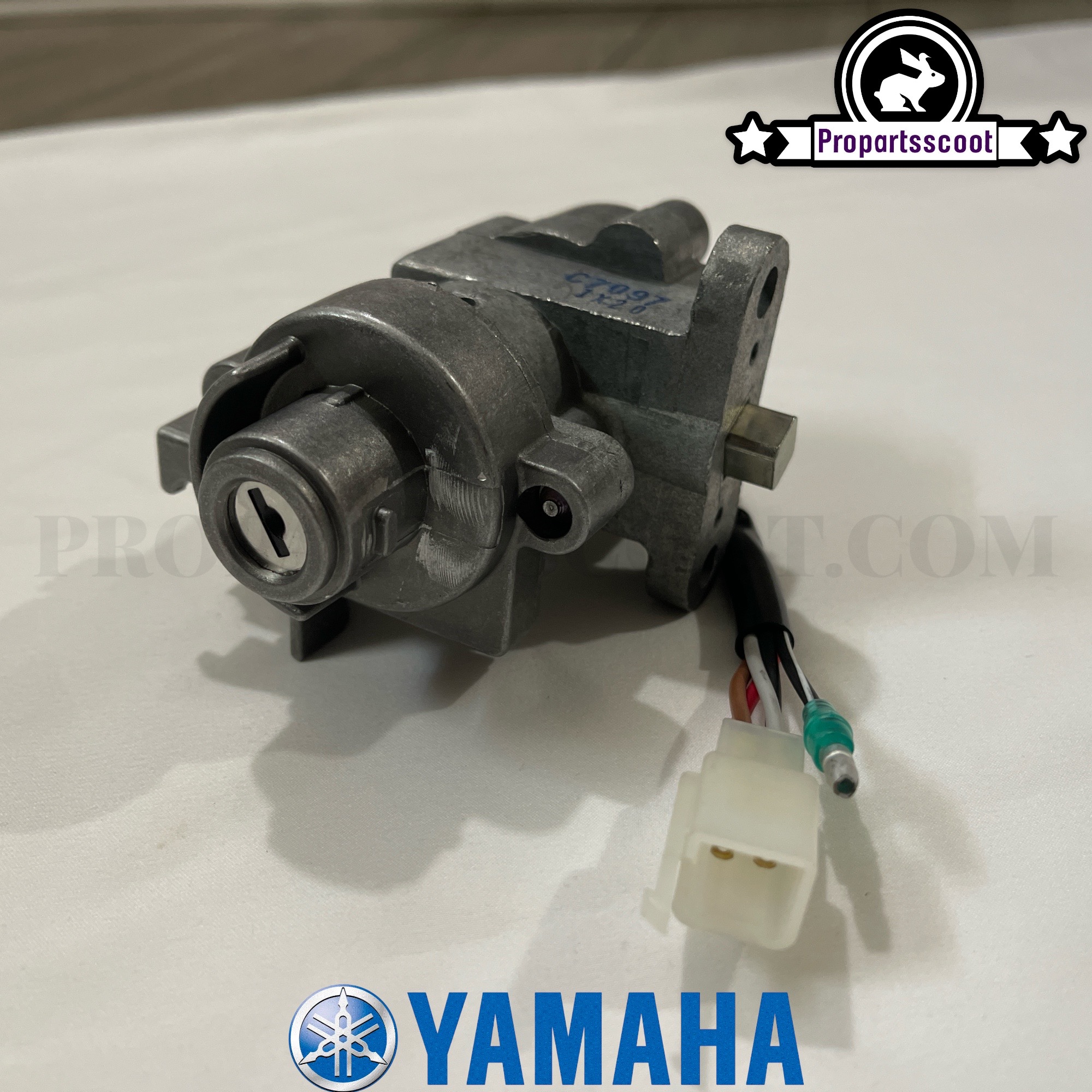 Ignition Switch Key for Yamaha Bws/Zuma 20022011