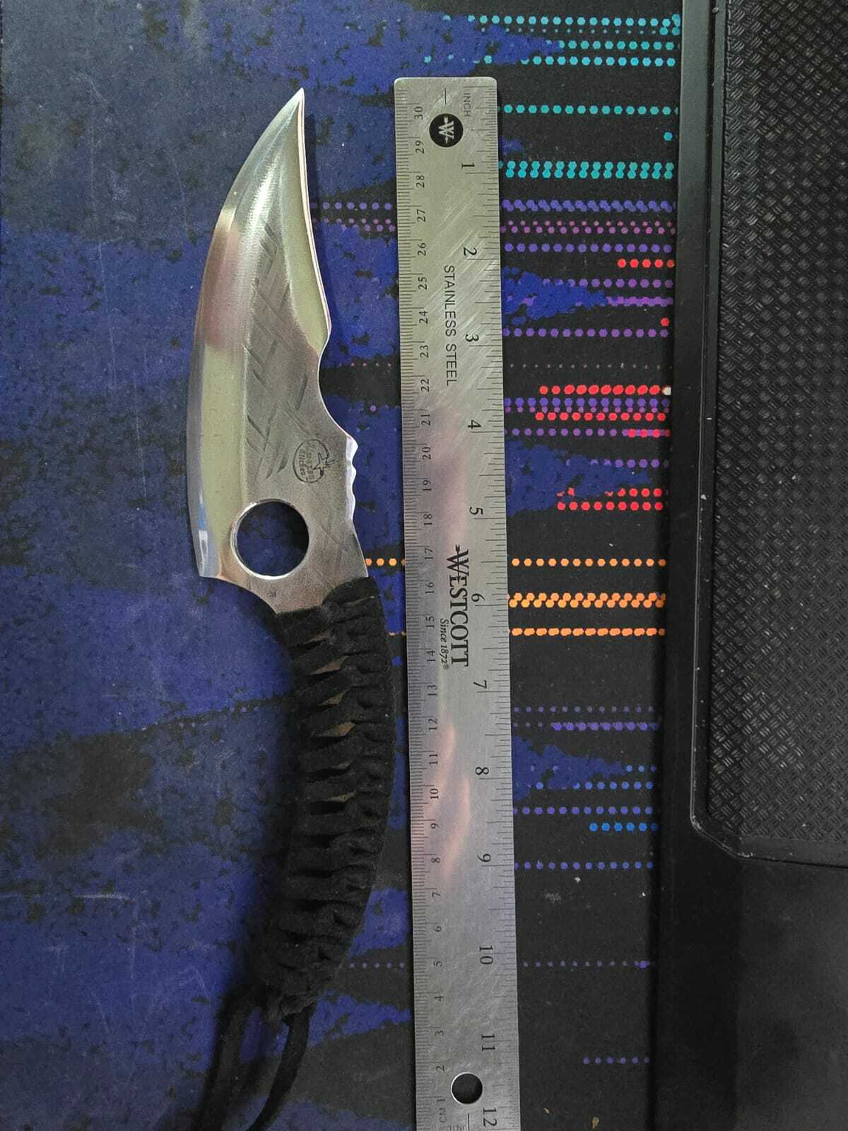 knife-1.jpg