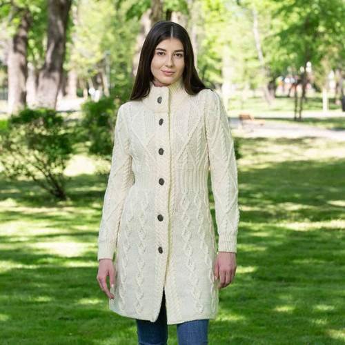 BUY ONLINE ML126 100 NATURAL WHITE Colour A Line Aran Cable Jacket ON ShopAran.com