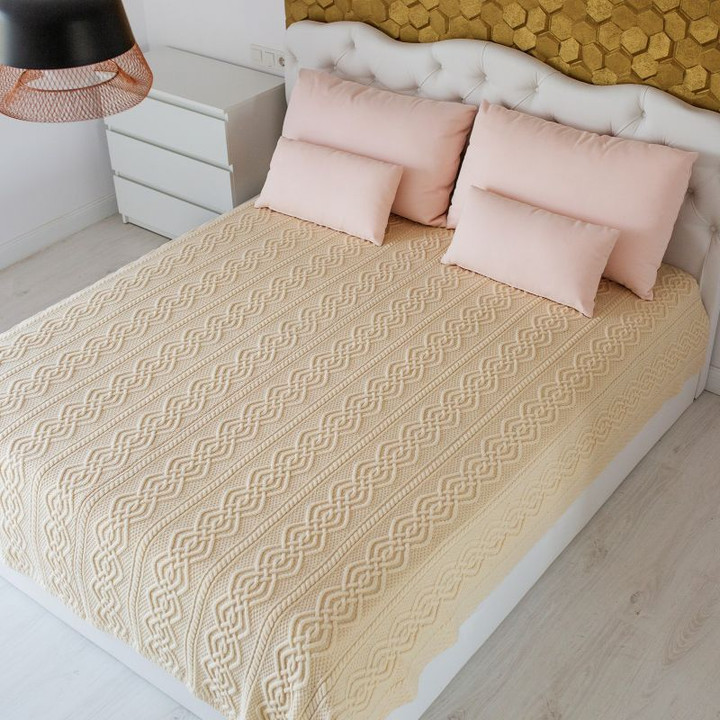 MT122 100 NATURAL WHITE Colour King Size Aran Traditional Cable Throw ShopAran.com