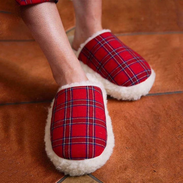 LV-S-LV27 Royal Stewart Tartan Woolen Slippers Lifestyle Scottishwebstore.com
