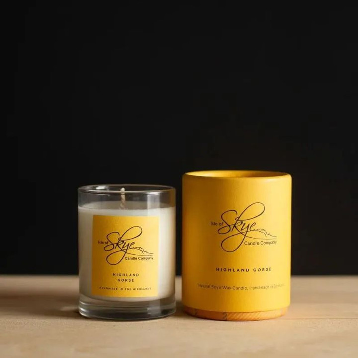SC-M-HG Small Handmade Scottish Wild Gorse Candle Scottishwebstore.com