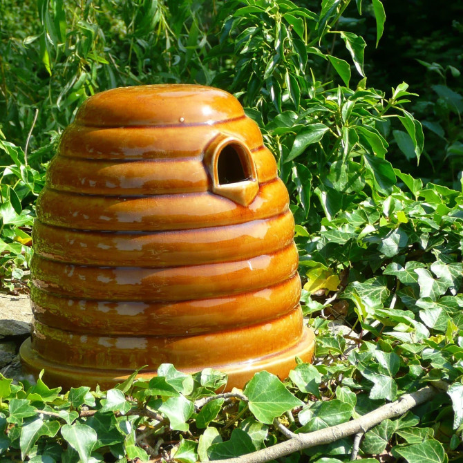 Ceramic Bumble Bee, Bird or Mini Mammal Nester .Designed to Emulate the straw skeps from many centuries ago when bees were kept in baskets. Made of hi-fired glazed ceramic.  