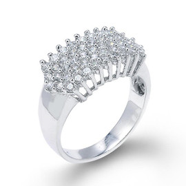 14k White Gold Diamond Cluster Prong Ring