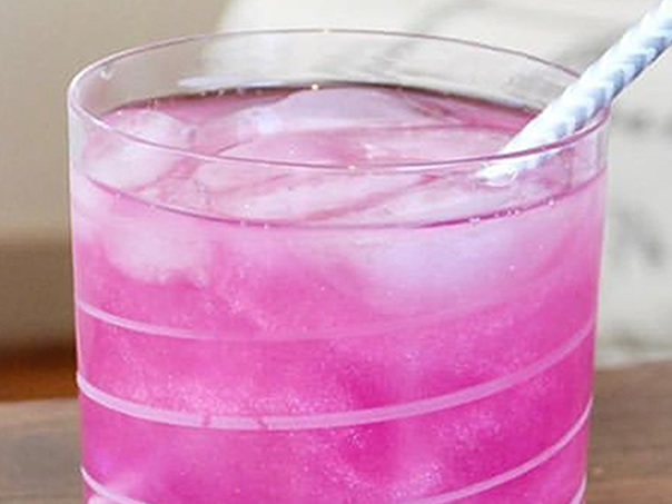 Pink Gin & Tonic Cocktail