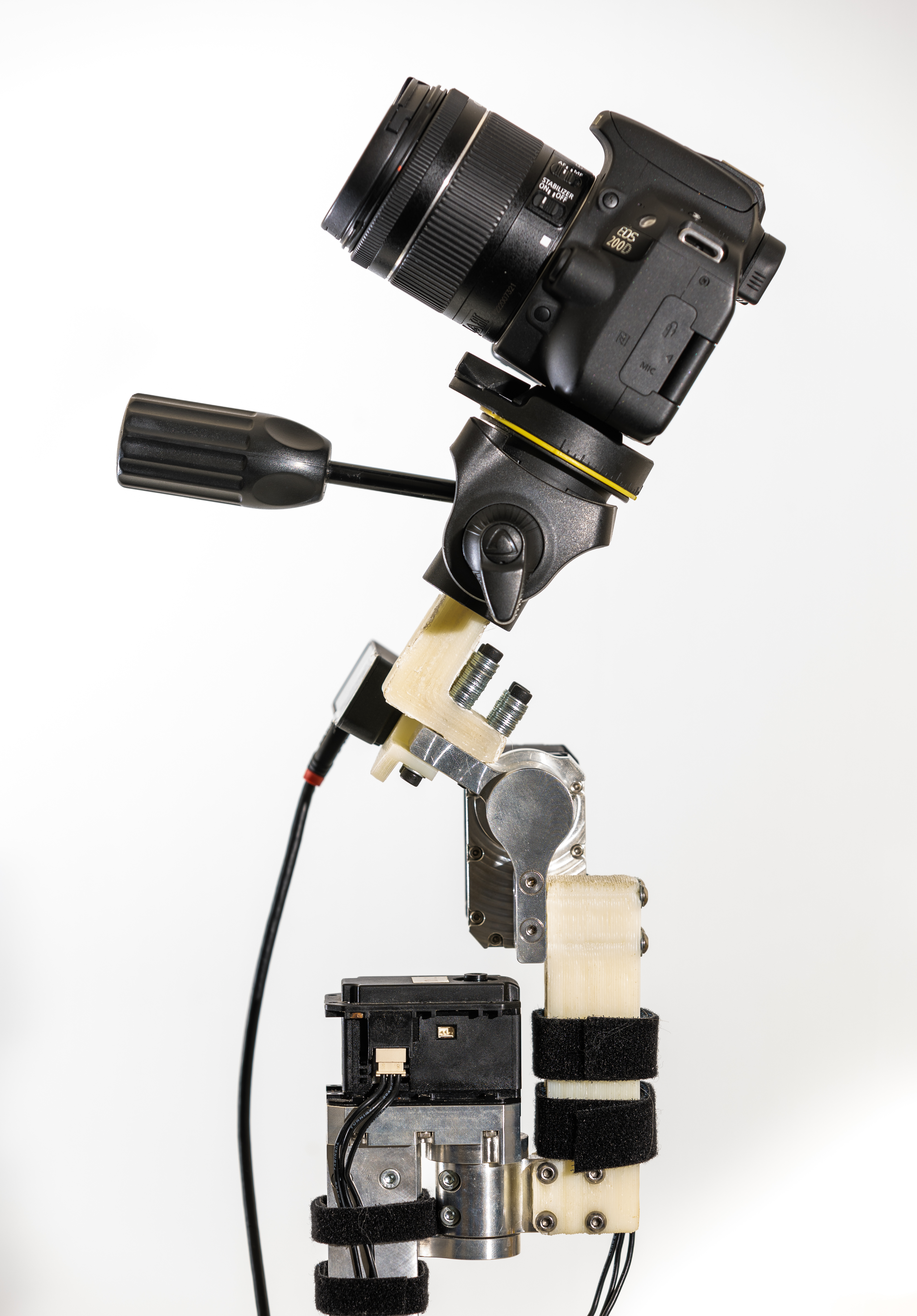 camera-gimbal-robot-1.jpg