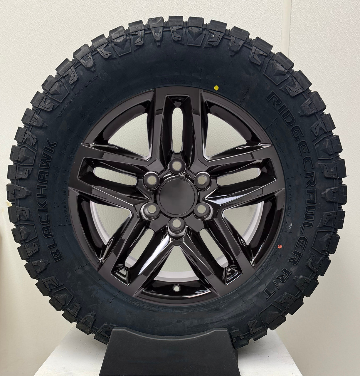 Trial Boss style Gloss Black 18