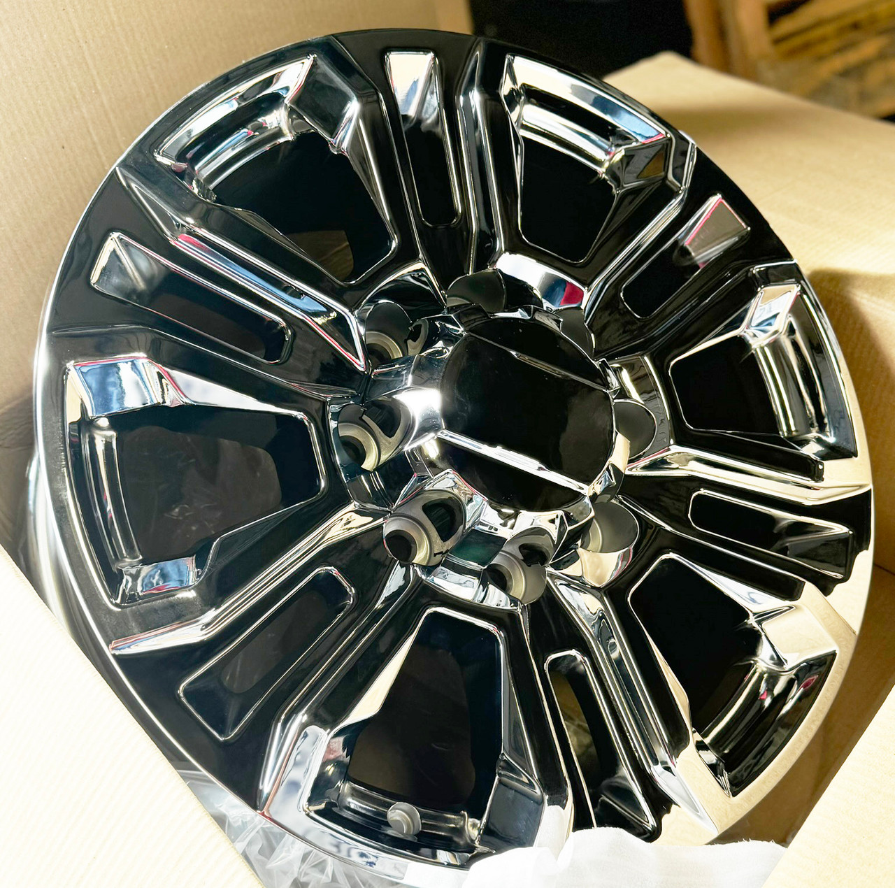 Chrome 20" 8 Lug 8-180 Split Spoke Wheels With Nitto Ridge Gappler Tires for 2011 and newer Chevy Silverado HD 2500 and GMC Sierra HD 2500