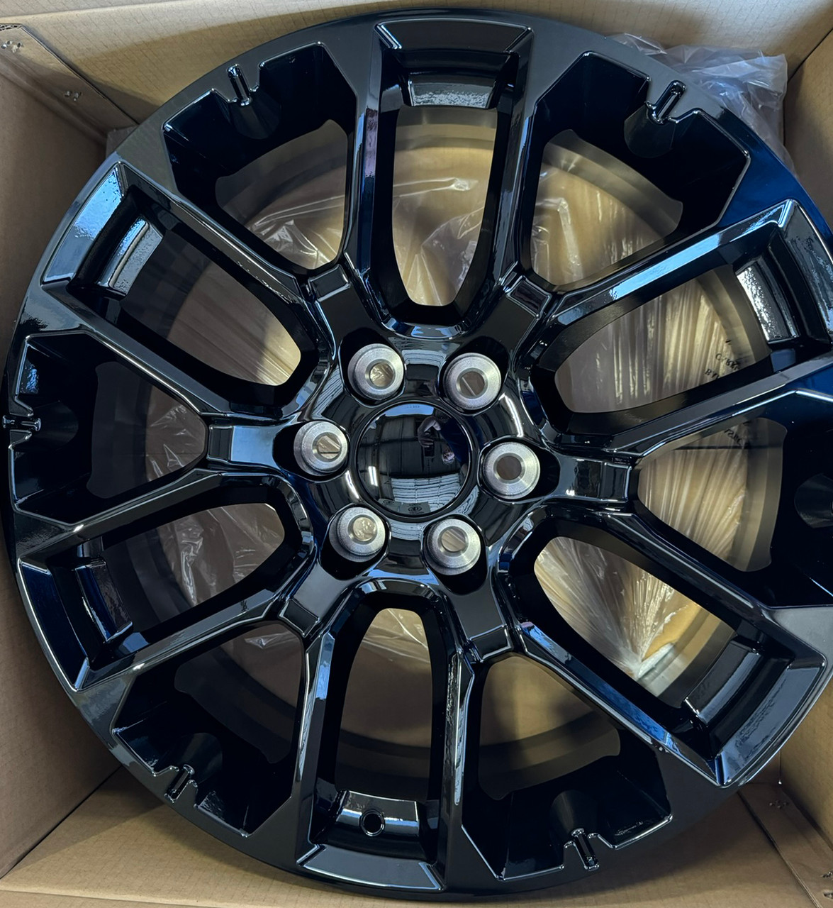 Gloss Black 22" Notched Wheels with Blackhawk R/T Tires for Chevy Silverado, Tahoe, Suburban - New Set of 4