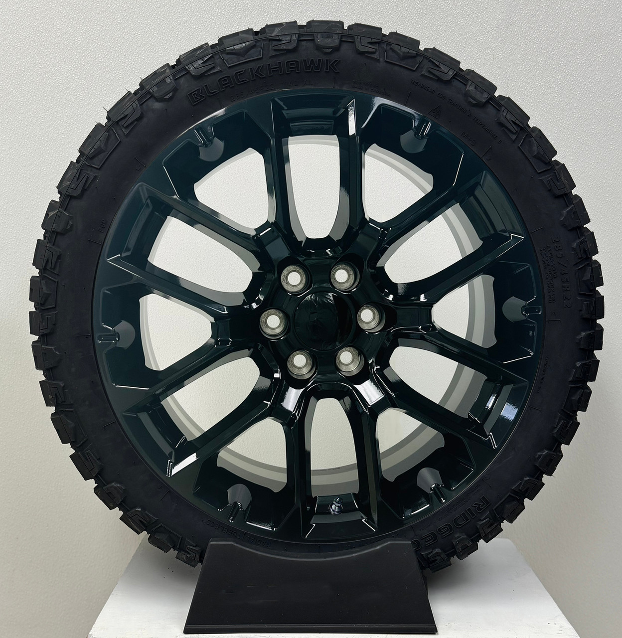 Gloss Black 22" Notched Wheels with Blackhawk R/T Tires for Chevy Silverado, Tahoe, Suburban - New Set of 4