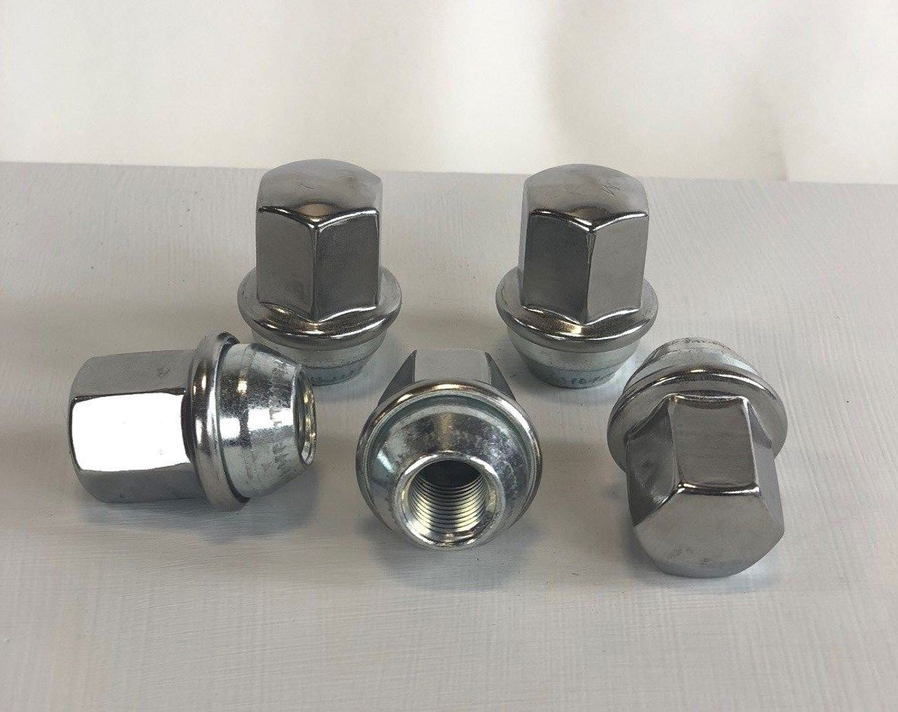 lug nuts for 2014 chevy silverado