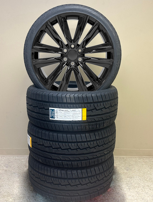 Gloss Black 24" Platinum Wheels with 295/35R24 Tires for Chevy and GMC Trucks and SUVs