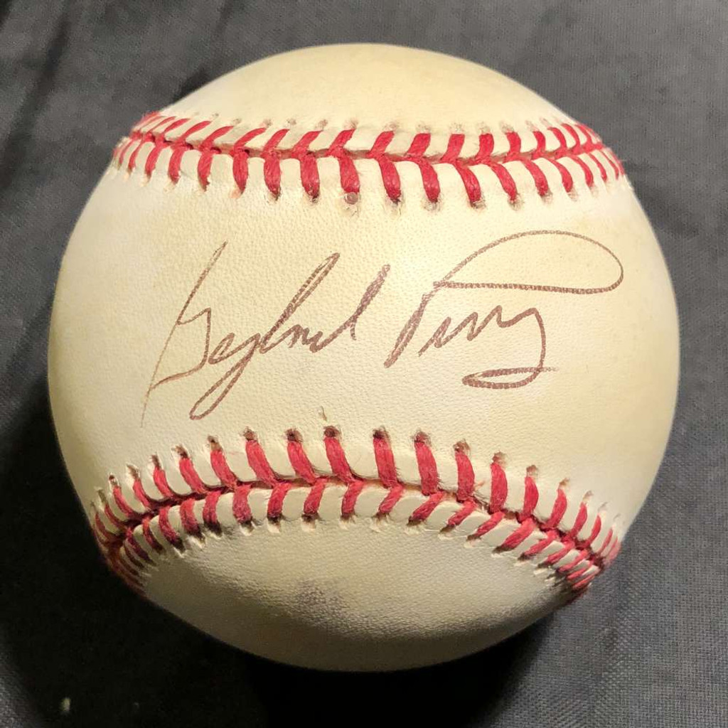 Gaylord Perry Signed Auto Baseball Steiner Sticker on Ball