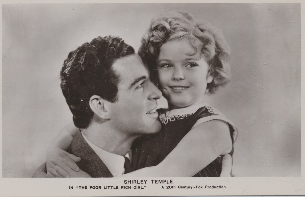 1930's Shirley Temple Photo Post Card No FS 37  #*