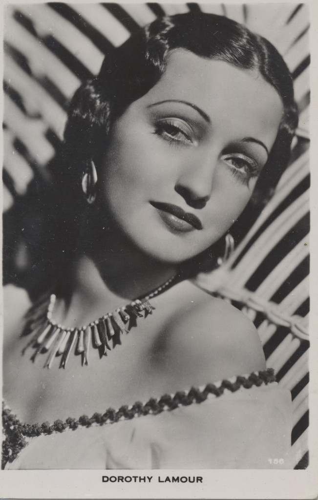 1940's Postcard Dorothy Lamour Portrait  #*