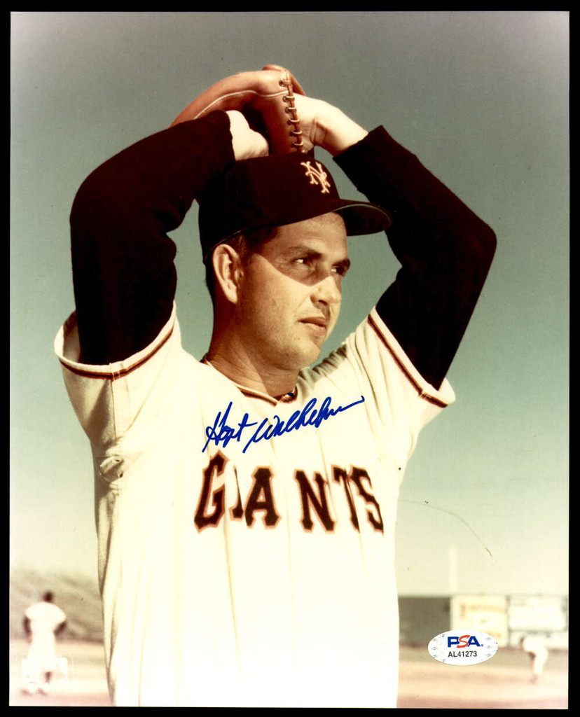 Hoyt Wilhelm 8 x 10 Photo Signed Auto PSA/DNA Authenticated Giants