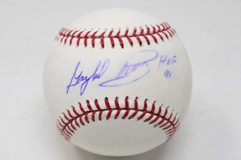 Gaylord Perry HOF 91 MLB Signed Auto Baseball PSA/DNA Giants ID: 408961