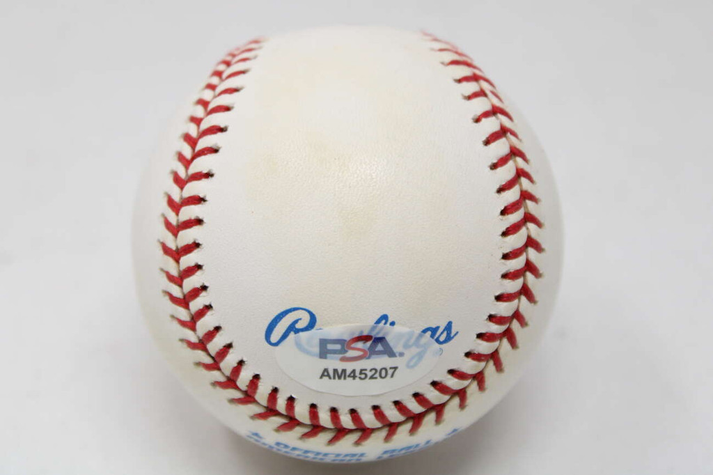 Frank Robinson ONL Signed Auto Baseball PSA/DNA Reds